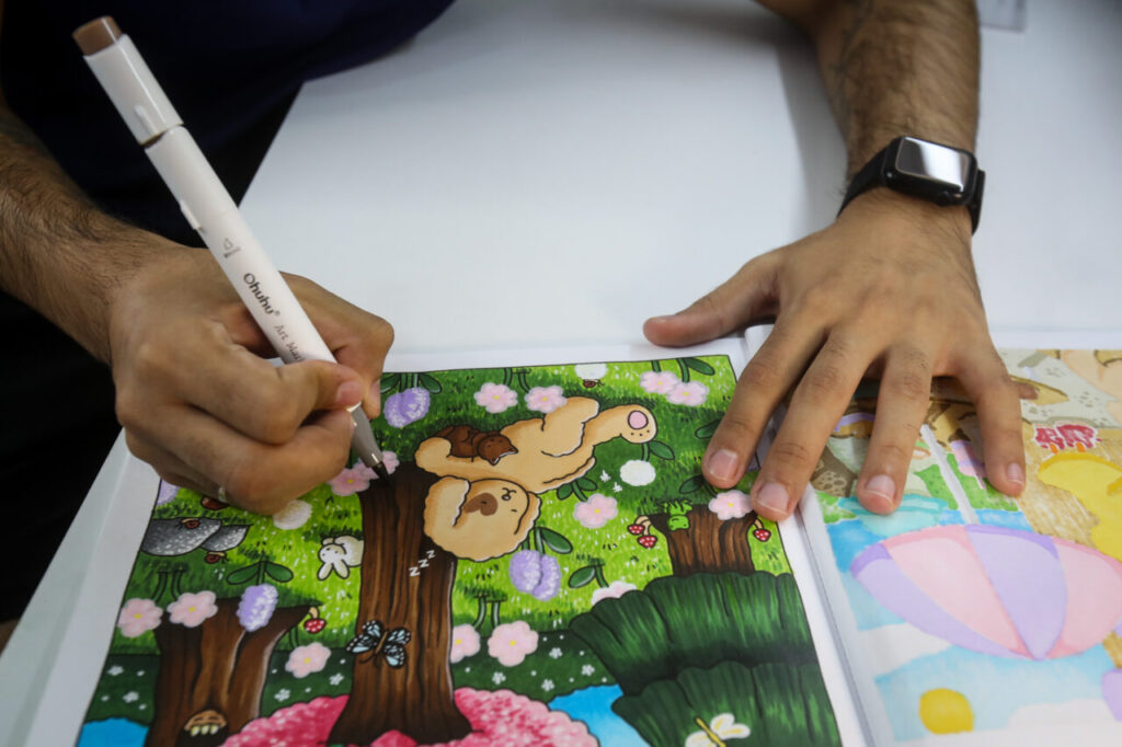 LIVROS DE COLORIR