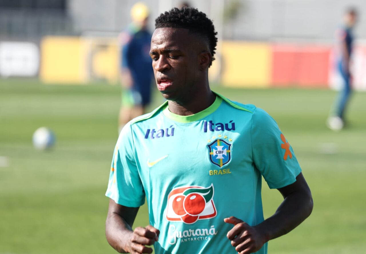 Vinícius Júnior, Vini Jr, em treino da seleção brasileira