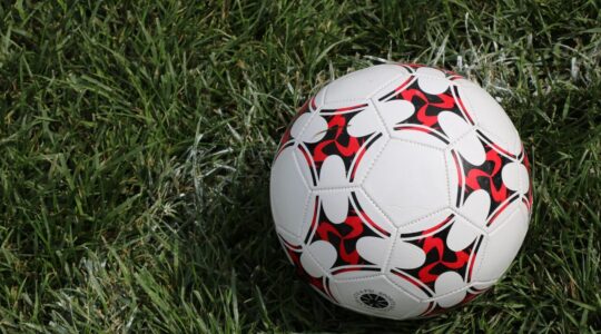 football-8266065_1920