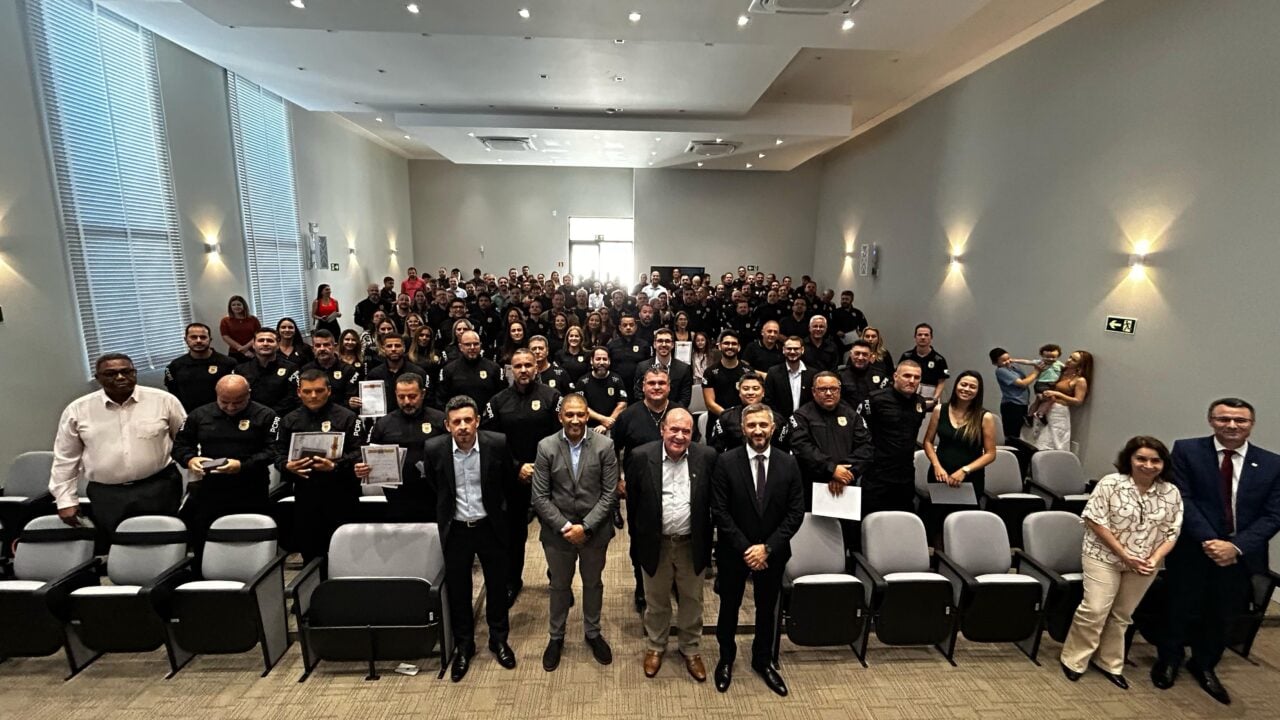 homenagem policia