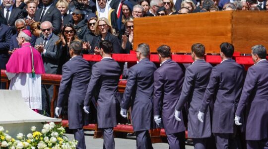 papa francisco sepultamento