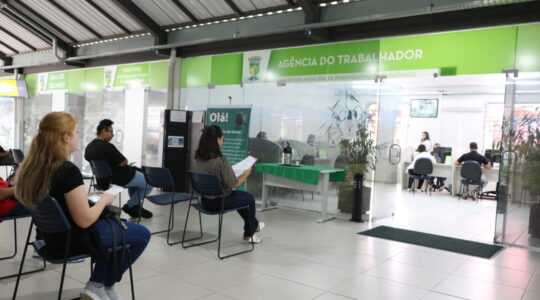 pinhais agencia do trabalhador