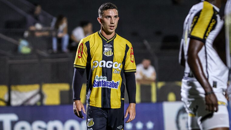 O atacante Nathan Fogaça, do Novorizontino: revelado pelo Coritiba