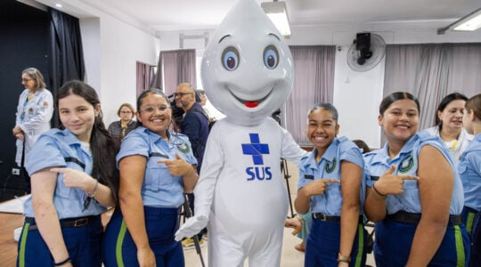 vacinação nas escolas curitiba