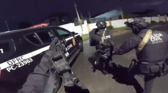 14policia3