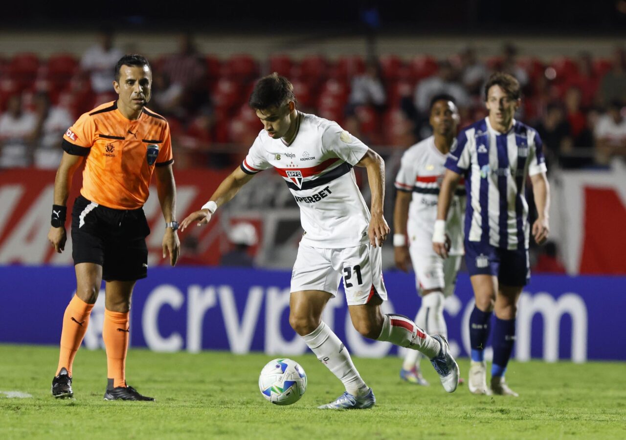 Bobadilla em São Paulo x Talleres-ARG