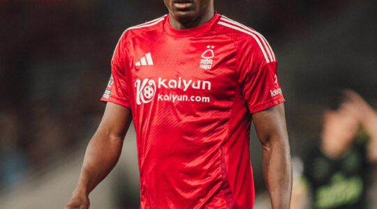 Taiwo Awoniyi, do Nottingham Forest