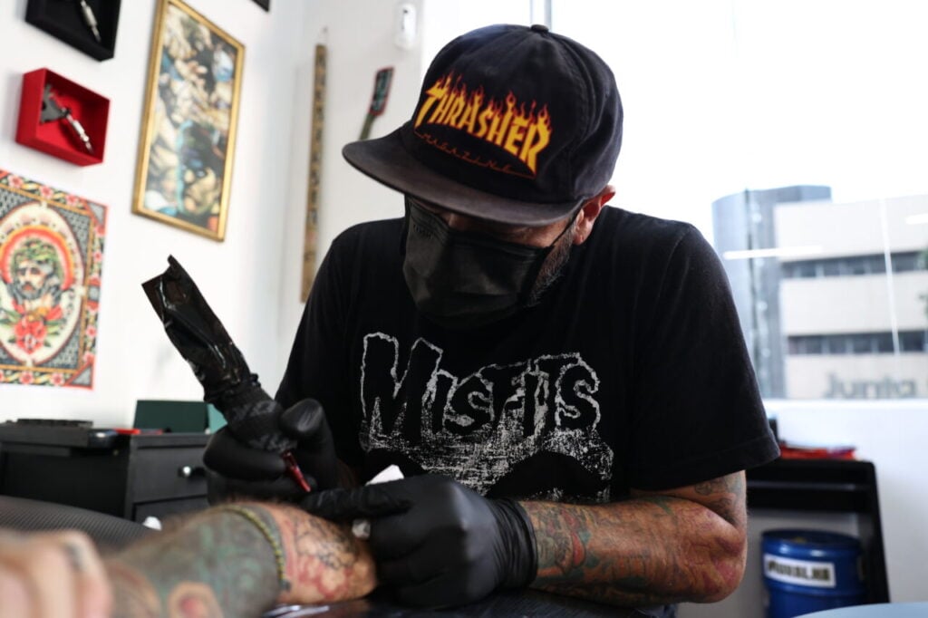 ESCOLA DE TATUAGEM