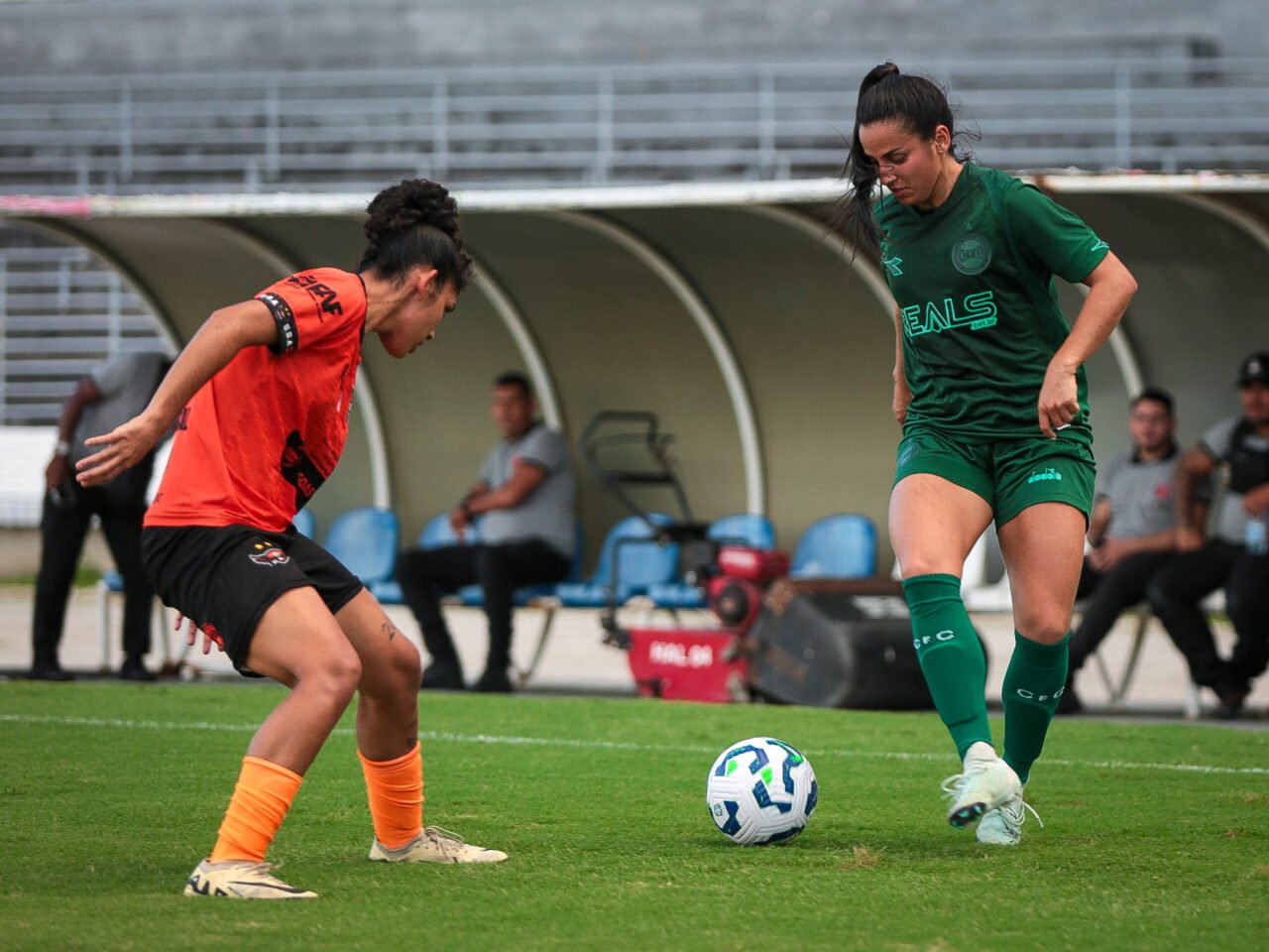 Coritiba vence no futebol feminino