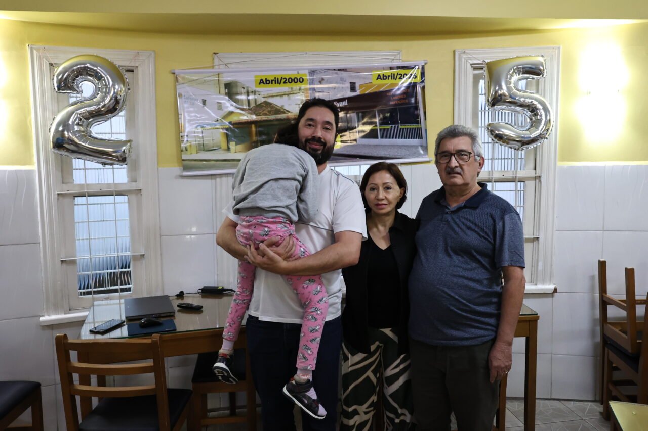 DONA EVANI 25 ANOS