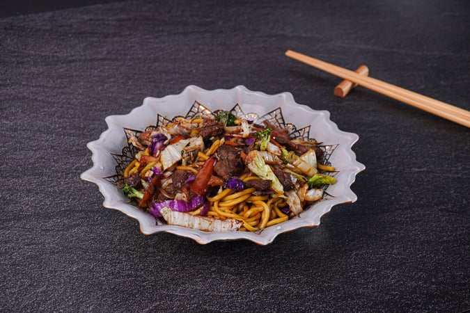 Yakisoba de pinhão do Sushi Central (foto Ag. Vulgata)
