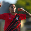O lateral-direito Kauã Moares, do Athletico