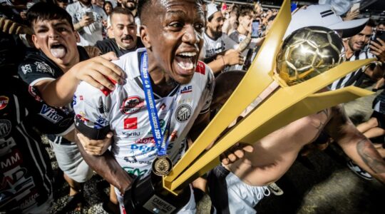 O volante Jacy, campeão pelo Operário: contratado pelo Coritiba
