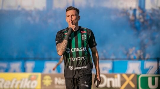O atacante Matheus Moraes, do Maringá