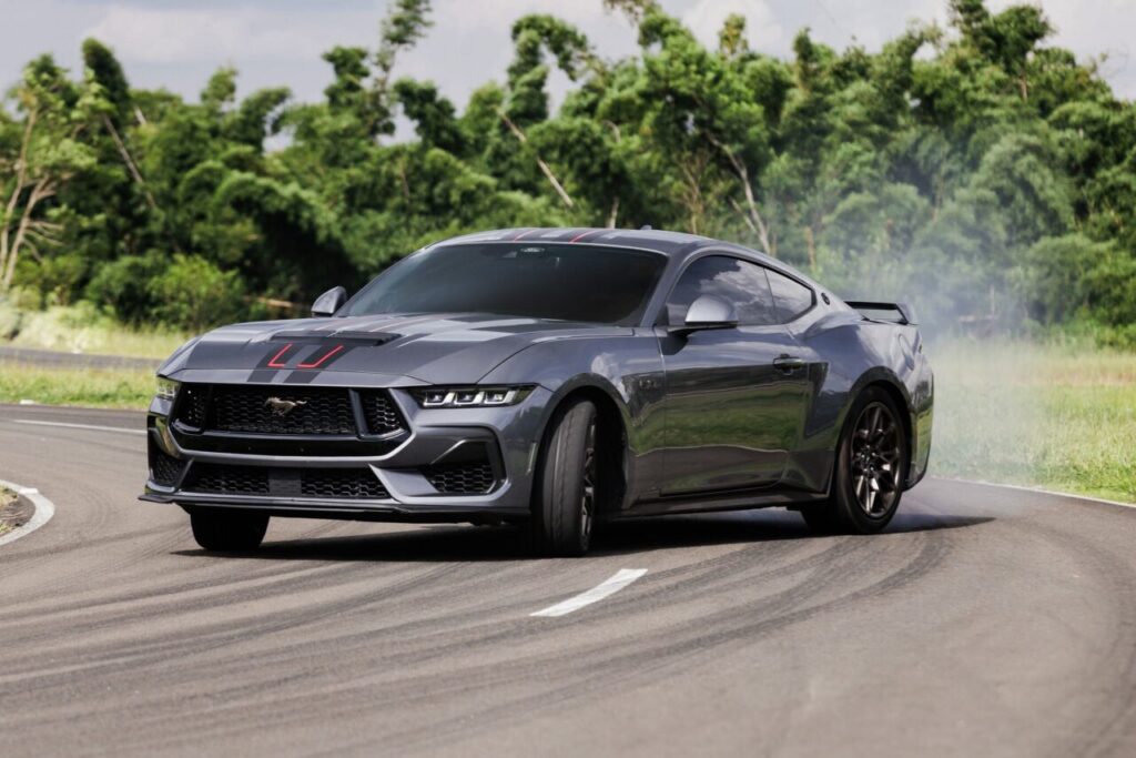 FordMustangGTPerformanceManual-6