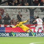 O goleiro Mycael em Athletico x Botafogo-SP, na Ligga Arena