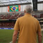 Odair Hellmann em Athletico x Athletic-MG na Ligga Arena