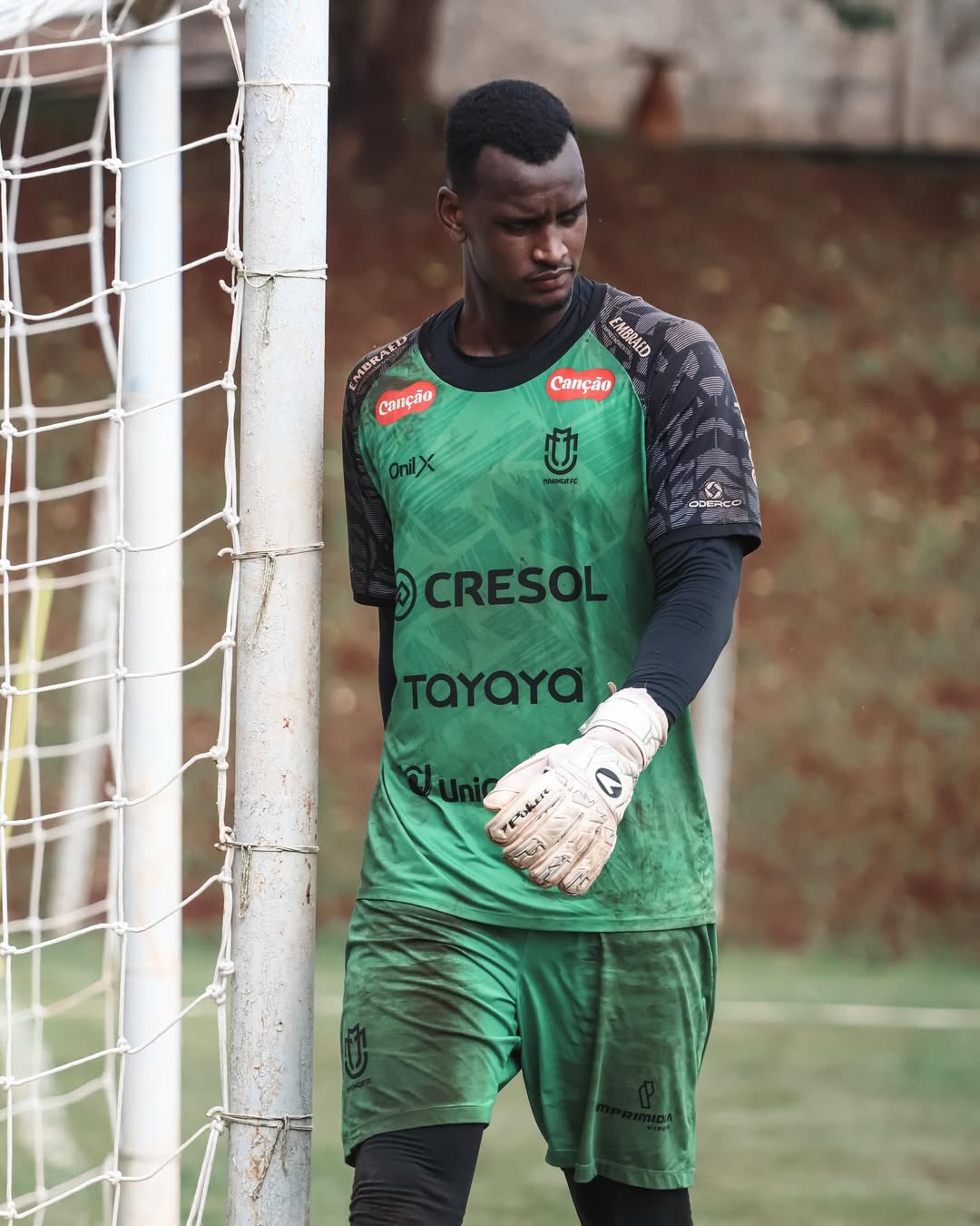 O goleiro Rafael William, do Maringá FC