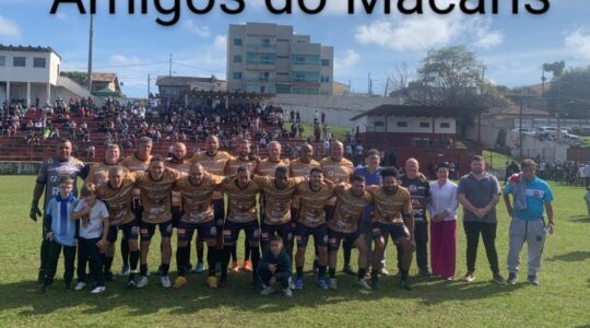 Amigos do Macaris FC contra o Grêmio Maringá