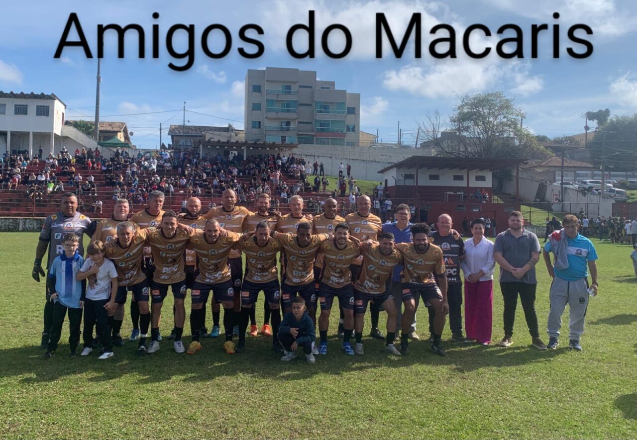 Amigos do Macaris FC contra o Grêmio Maringá