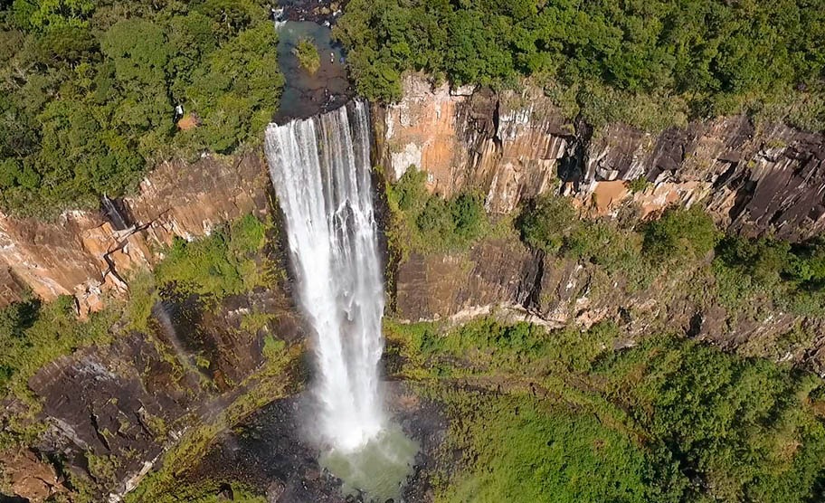 cachoeira gigante religiosidade
