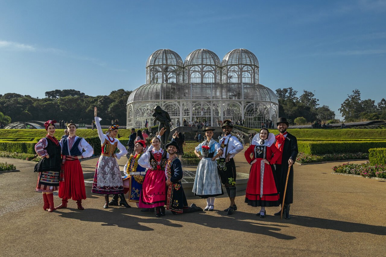 Dias 30 de junho a 10 de julho – Festival Folclórico – Curitiba