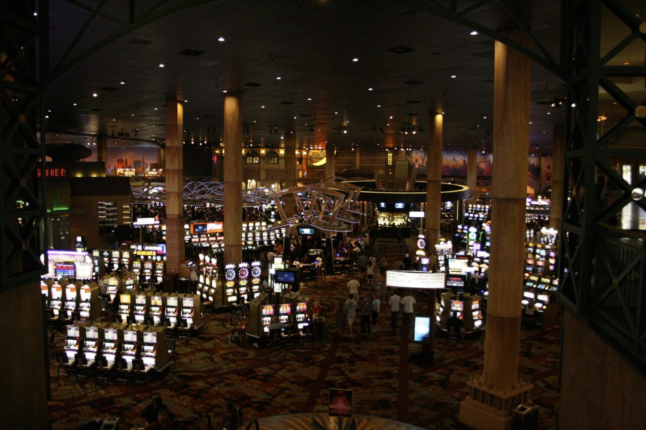 game-casino-227586_1920
