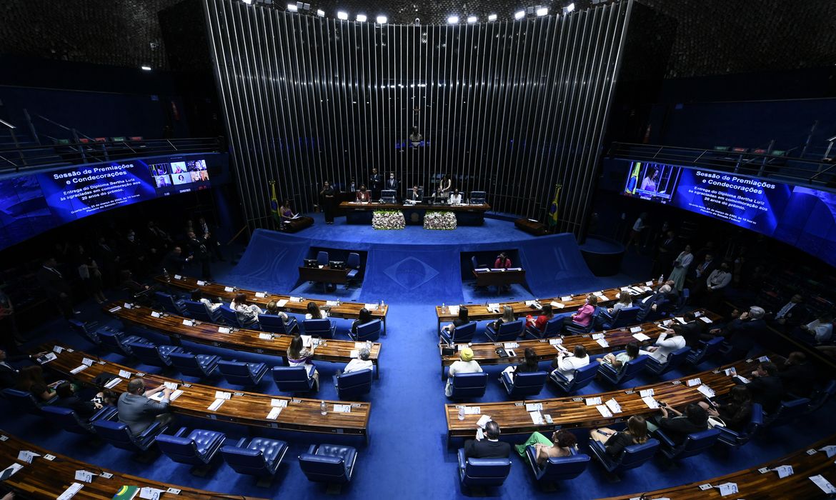 senado reeleicao