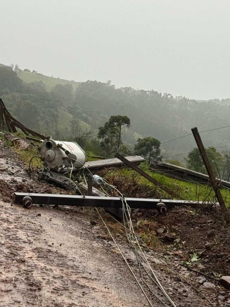 tornado erval grande
