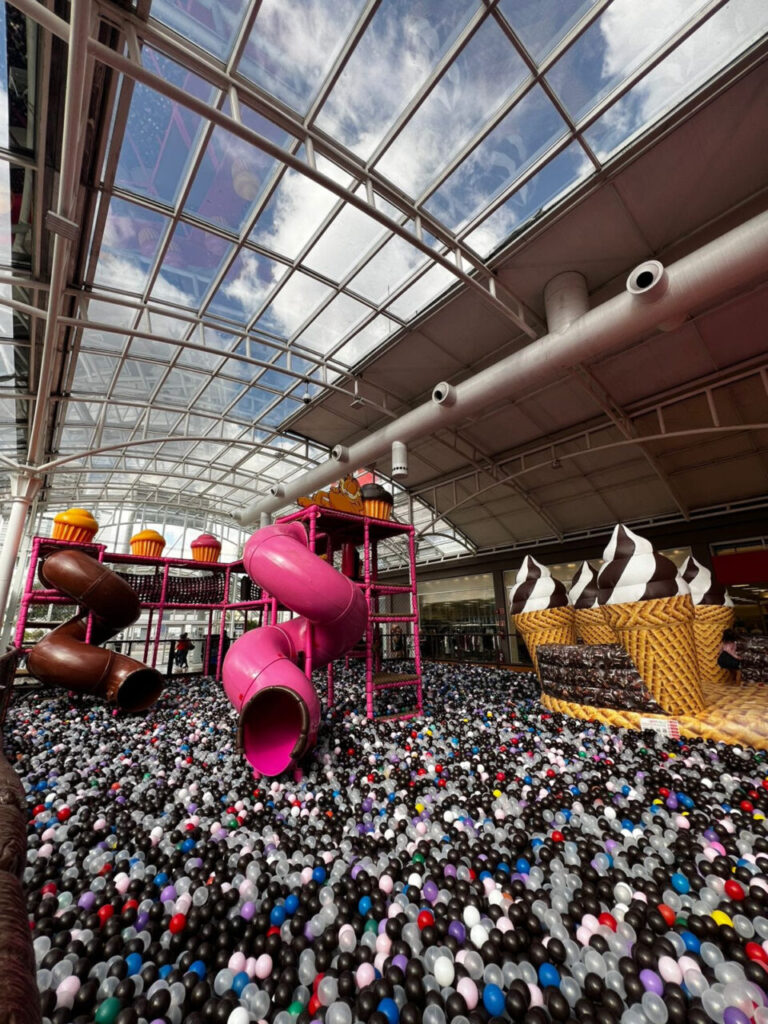 Doceria do Garfield no Shopping Estação (foto Lorena Oliva)