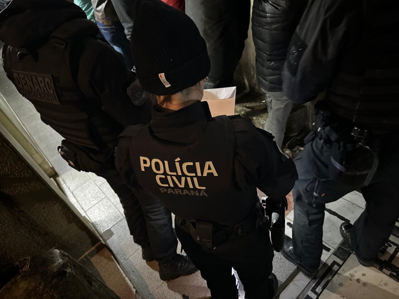 25policia-vale