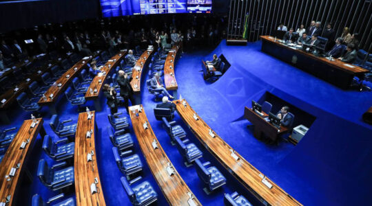25senado-iof