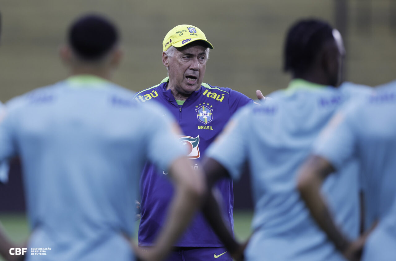 Ancelotti comanda treino da seleção brasileira: Equador x Brasil