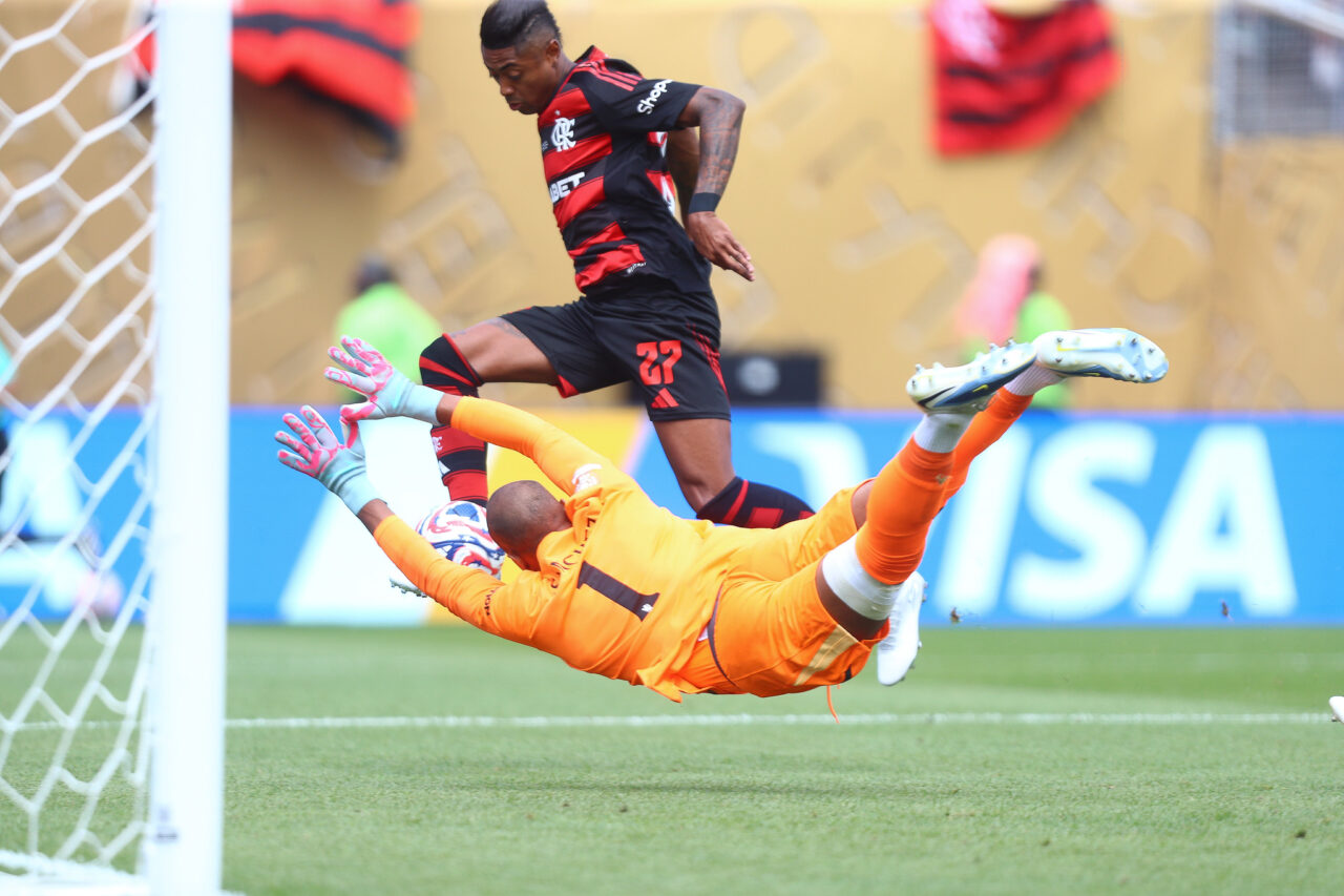 Bruno Henrique em Flamengo x Chelsea