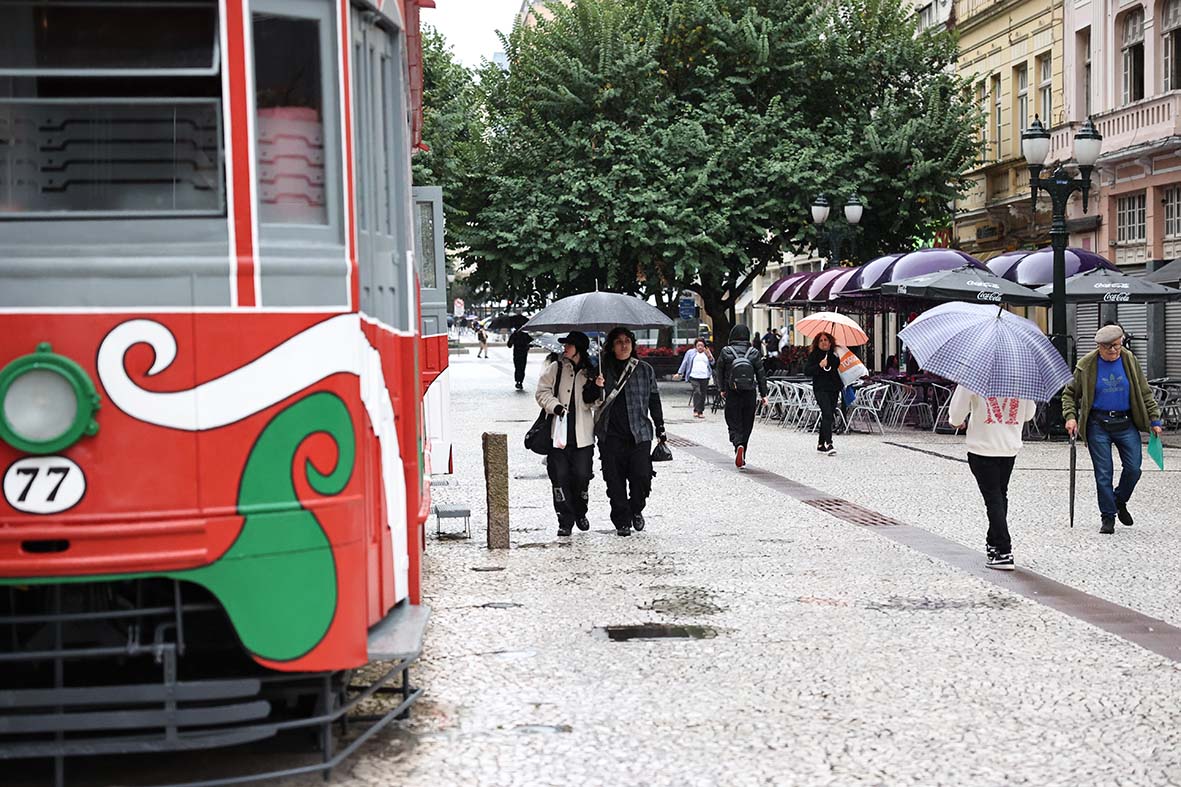 CHUVA EM CURITIBA