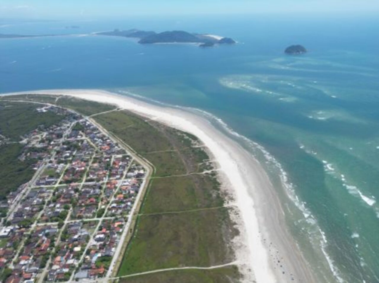 Ranking internacional coloca Pontal do Sul como uma das melhores praias entre 11 países