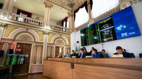 Serginho do Posto camara aprova três projetos do prefeito foto Rodrigo Fonseca