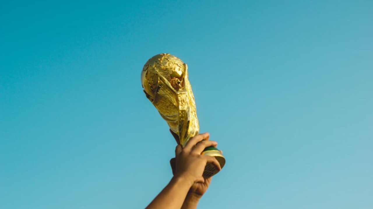 Copa do Mundo: Brasil se classifica para 2026 enquanto FIFA avalia seleções
