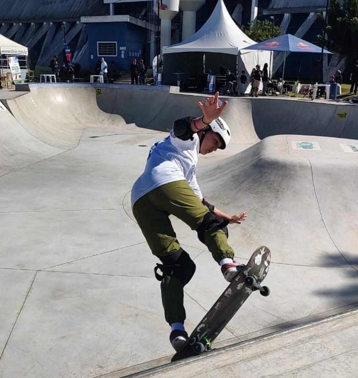 Mahara: campeã Paranaense Skate Park Iniciante 2024