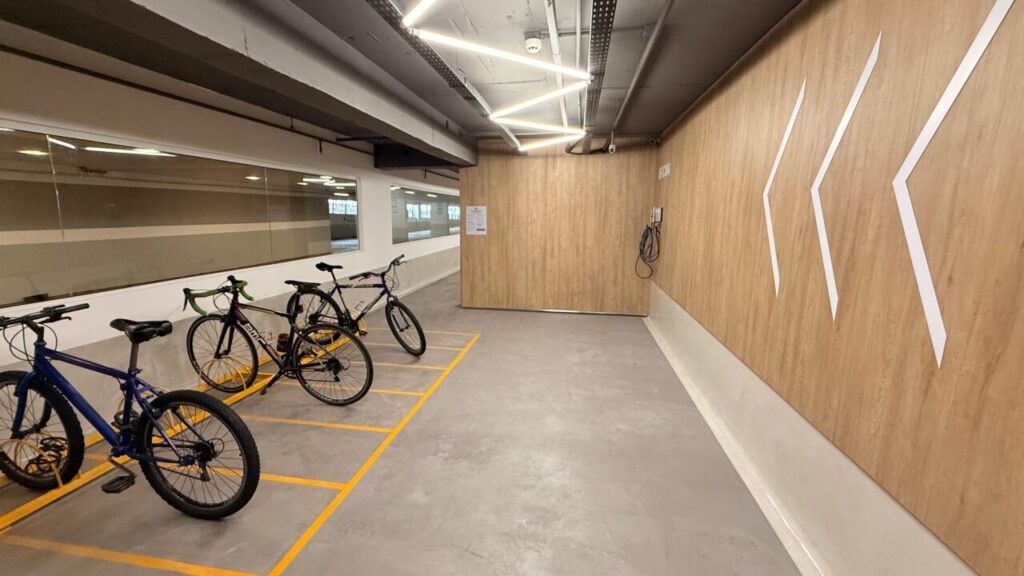 bicicletario bikes