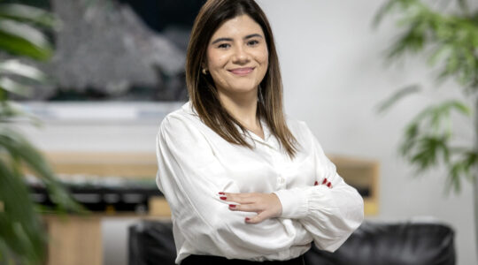 bruna nicolau