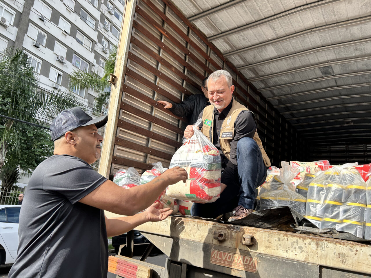 conab enchentes alimentos