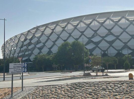 Estádio Hazza Bin Zayed, sede do Al Ain FC - Foto Anna Neiva