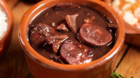 free-photo-of-traditional-brazilian-feijoada-in-clay-bowl
