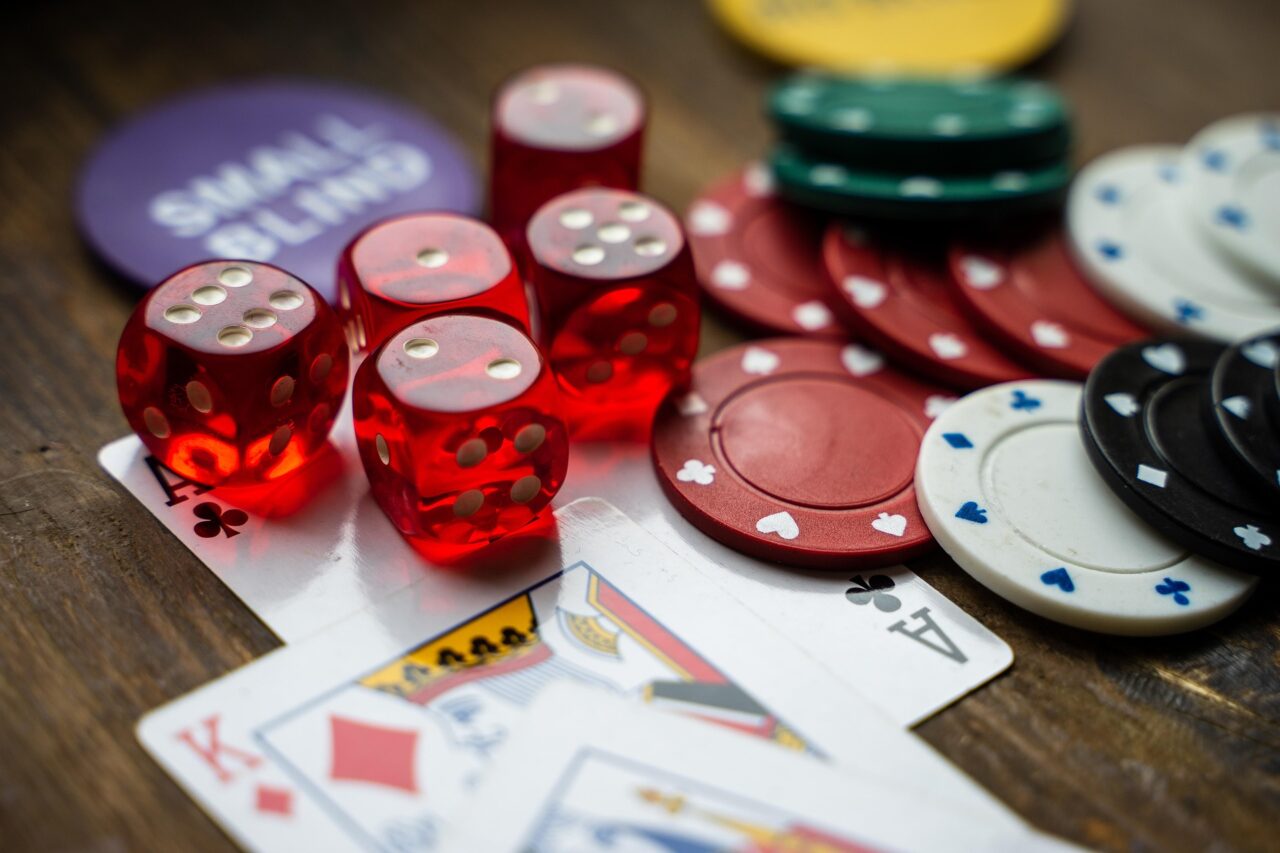 gambling-4178462_1920