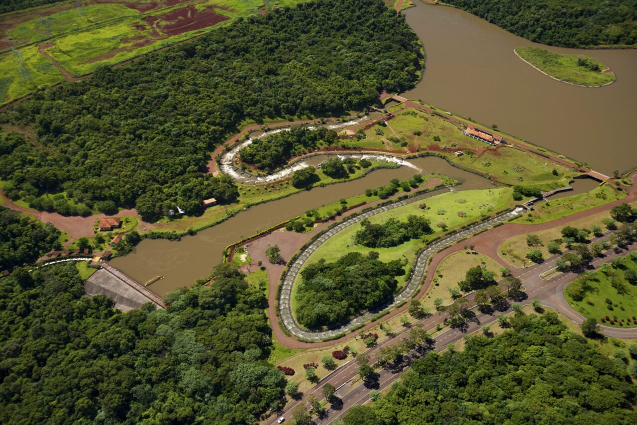 itaipu saneamento
