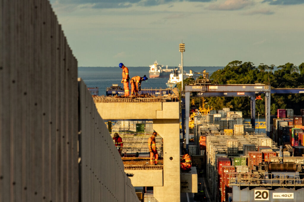 Obras do moegão do Porto de Paranaguá