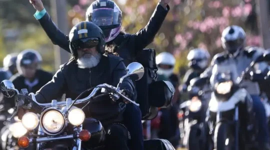 motos