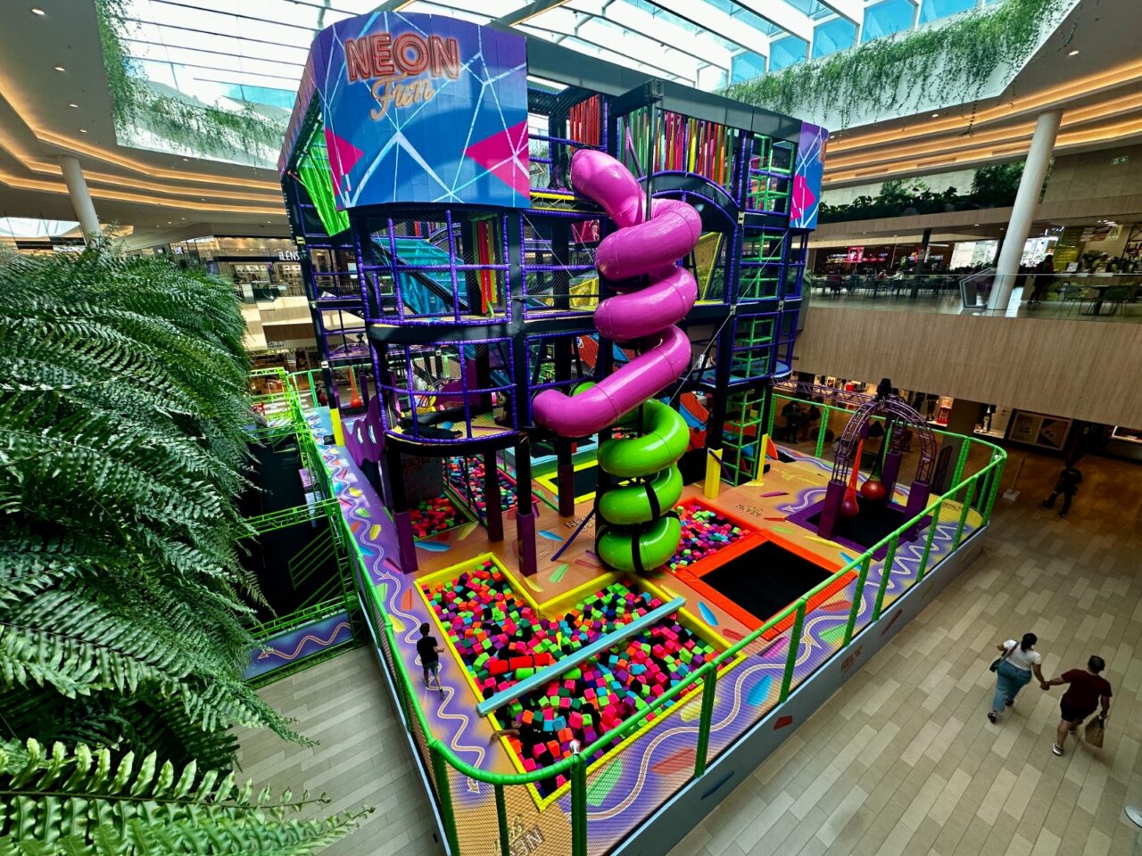 parque neon fun