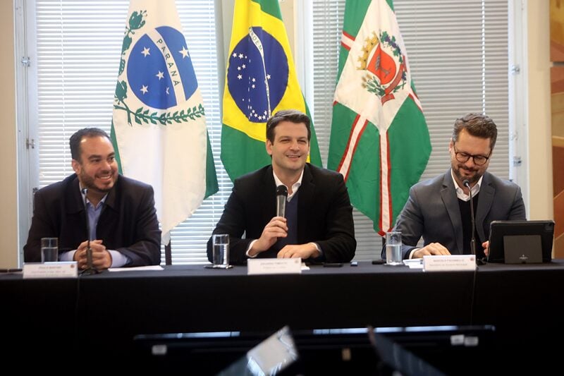 pimentel seis meses reunião secretariado foto gilson abreu secom